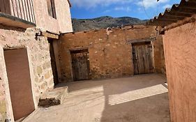 Acogedora casa con patio-parking